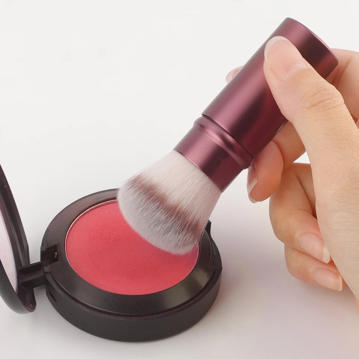 Retractable Powder Brush